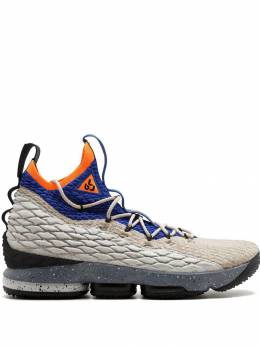 Nike: Голубые кроссовки  Lebron 15