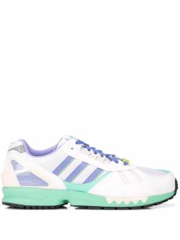 adidas: Белые кроссовки  ZX
