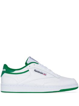 Reebok: Белые кроссовки  Club C 85