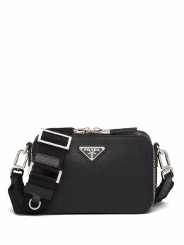 Prada: Чёрная сумка 
