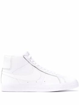 Nike: Белые кроссовки  SB Zoom Blazer Mid