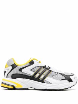 adidas: Белые кроссовки  Response CL