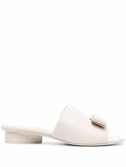 Salvatore Ferragamo: Сандалии  Viva Bow