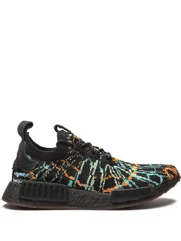 adidas: Чёрные кроссовки  NMD_R1 Primeknit