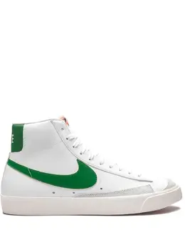 Nike: Белые кроссовки  Blazer Mid 77 Vintage