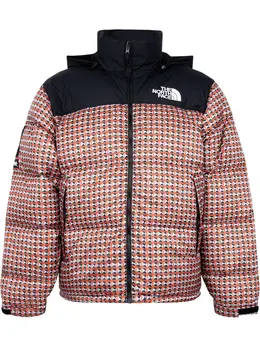 Supreme: Красная куртка 
