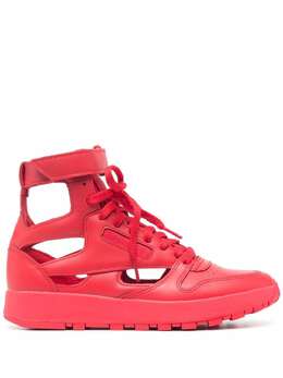 Maison Margiela: Красные кроссовки  Tabi