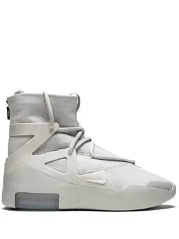 Nike: Светлые кроссовки  Air Fear Of God 1