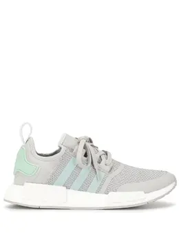adidas: Светлые кроссовки  NMD_R1