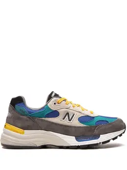 New Balance: Голубые кроссовки  992