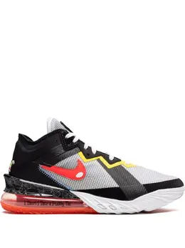 Nike: Многоцветные кроссовки  Lebron 18