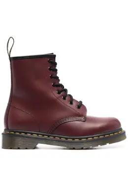 Dr. Martens: Красные ботинки 