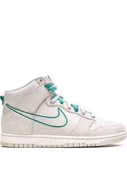 Nike: Зелёные кроссовки  Dunk High SE