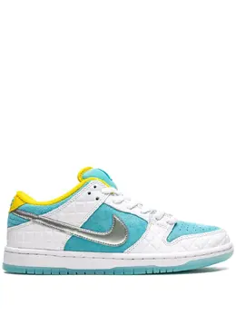 Nike: Белые кроссовки  SB Dunk Low