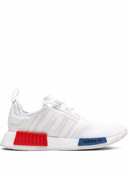 adidas: Белые кроссовки  NMD_R1