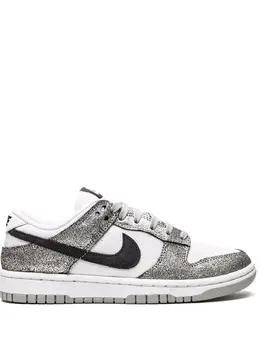 Nike: Серебристые кроссовки  Dunk Low