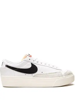 Nike: Белые кроссовки  Blazer Low