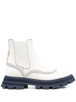 Alexander McQueen: Белые ботинки  Wander