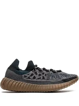 adidas YEEZY: Голубые кроссовки 