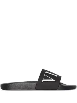 Valentino Garavani: Чёрные сандалии 