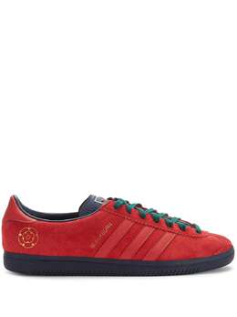 adidas: Кроссовки 