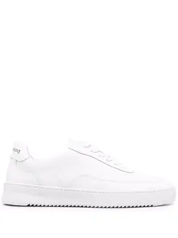 Filling Pieces: Белые кроссовки 