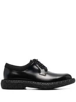 Salvatore Ferragamo: Чёрные туфли 