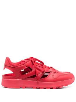 Maison Margiela: Красные кроссовки  Tabi