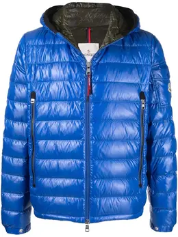 Moncler: Голубая куртка 
