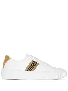 Versace: Белые кроссовки  Greca