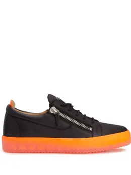 Giuseppe Zanotti: Чёрные кроссовки  Frankie