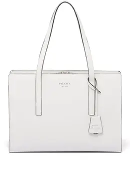 Prada: Белая сумка 