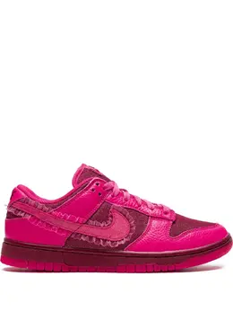 Nike: Розовые кроссовки  Dunk Low