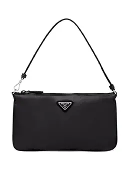 Prada: Чёрная сумка на руку 