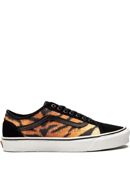Vans: Чёрные кроссовки  Old Skool