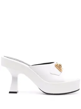 Versace: Белые сандалии  Medusa Biggie