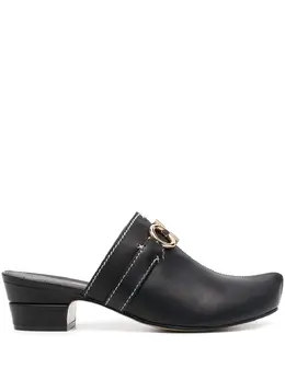 Salvatore Ferragamo: Чёрные сабо  Gancini