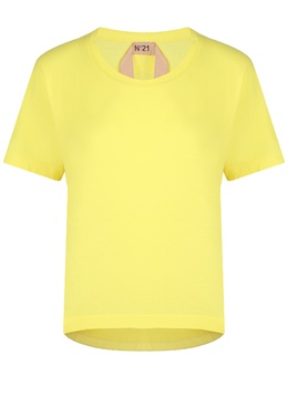 No21: Жёлтая футболка 