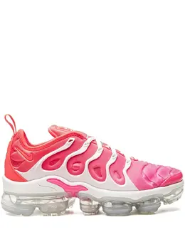 Nike: Розовые кроссовки  Air Vapormax Plus