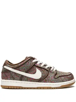 Nike: Коричневые кроссовки  SB Dunk Low