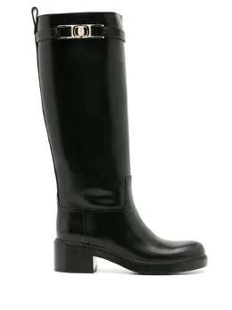 Salvatore Ferragamo: Чёрные сапоги  Gancini