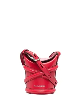 Alexander McQueen: Красная сумка через плечо  The Curve