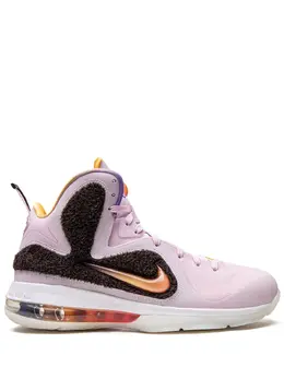 Nike: Многоцветные кроссовки  Lebron 9
