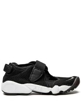 Nike: Чёрные кроссовки  Air