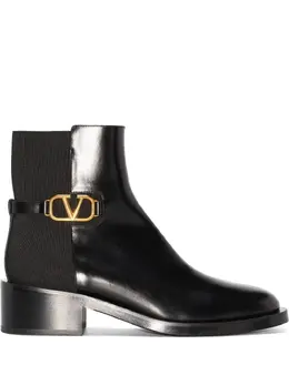 Valentino Garavani: Чёрные ботинки 