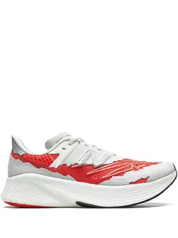 New Balance: Светлые кроссовки  FuelCell