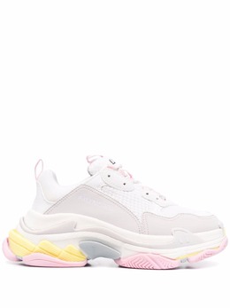Balenciaga: Светлые кроссовки  Triple S