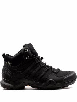 adidas: Чёрные кроссовки  Terrex Swift