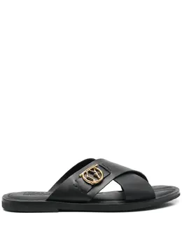 Salvatore Ferragamo: Чёрные сандалии 