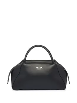 Prada: Чёрная сумка-шоппер 